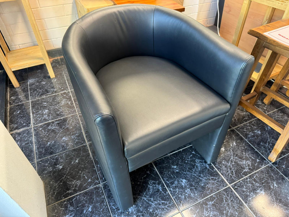 Tamy Tub Chair