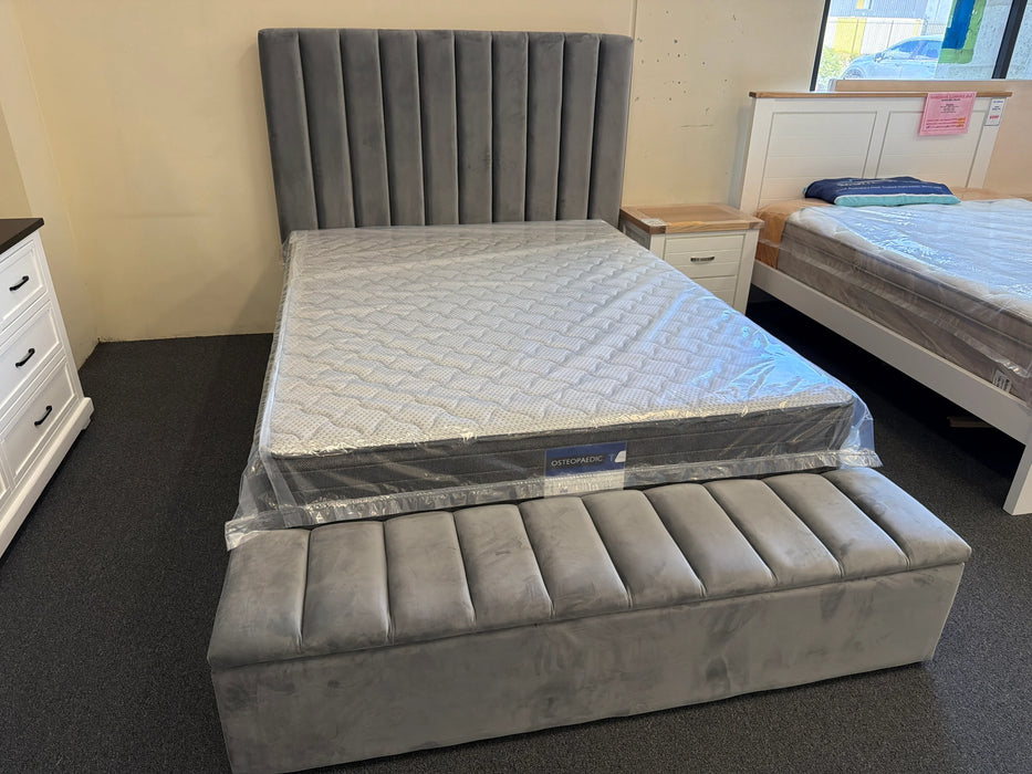 Vibe Fabric Bed with Storage Blanket Box