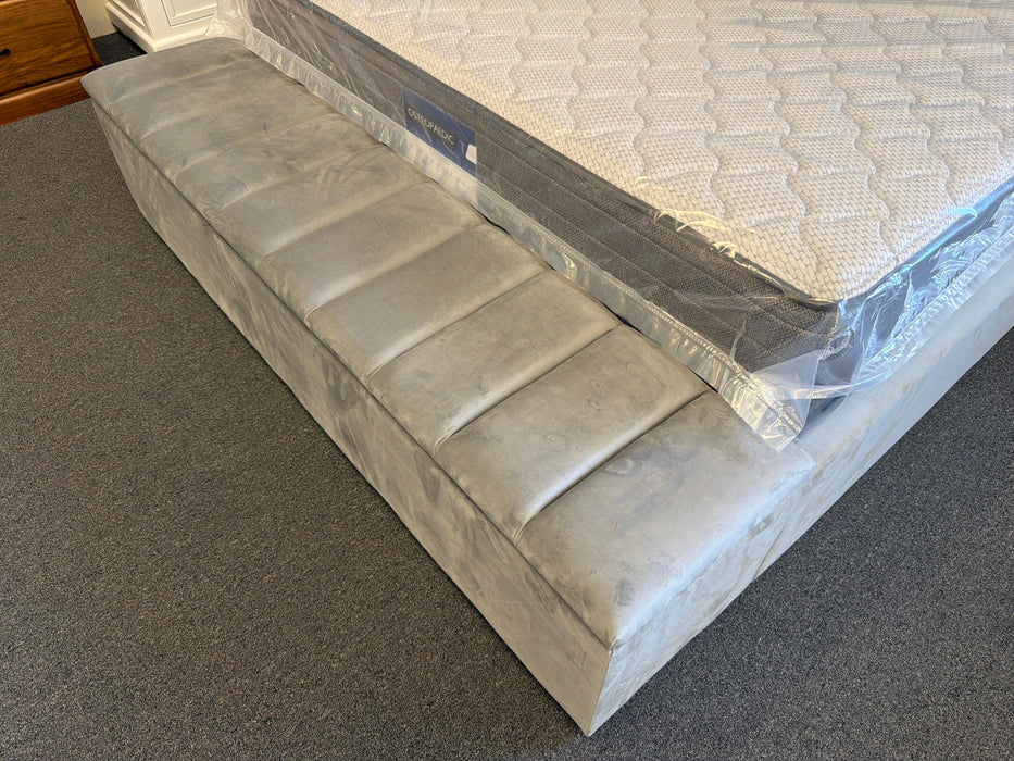 Vibe Fabric Bed with Storage Blanket Box