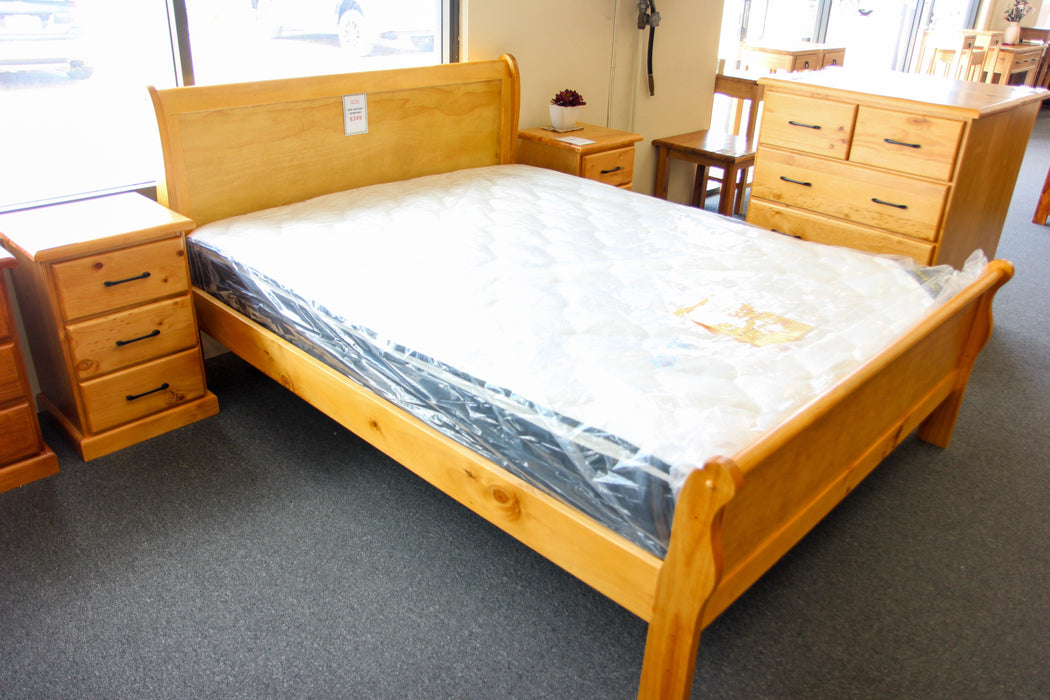 Crescent Queen Bed (Panel) - Direct Furniture Warehouse