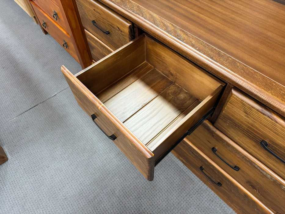 Donnel 7 Drw Low Chest - Direct Furniture Warehouse