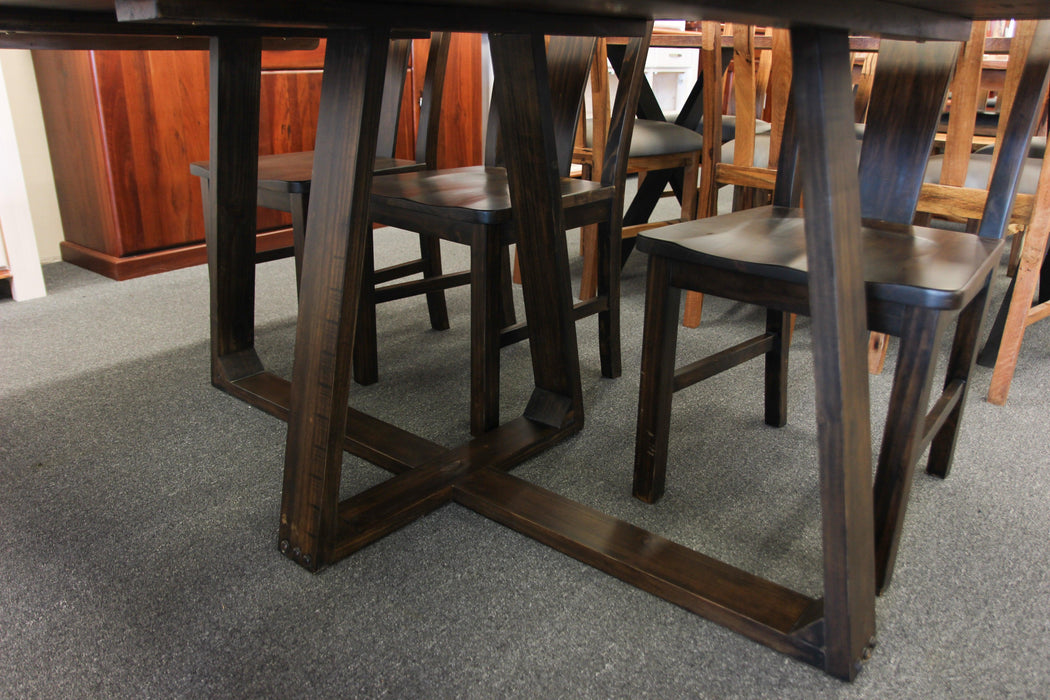 Fremantle Dining Table - Direct Furniture Warehouse