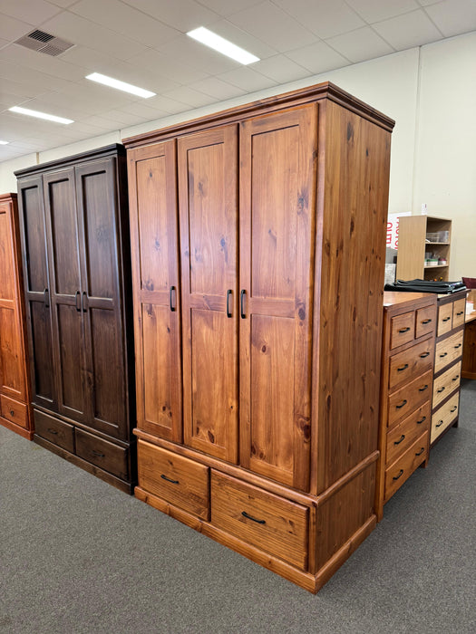 Jason 3Dr/2Drw Wardrobe (Black Andi Handles) - Direct Furniture Warehouse
