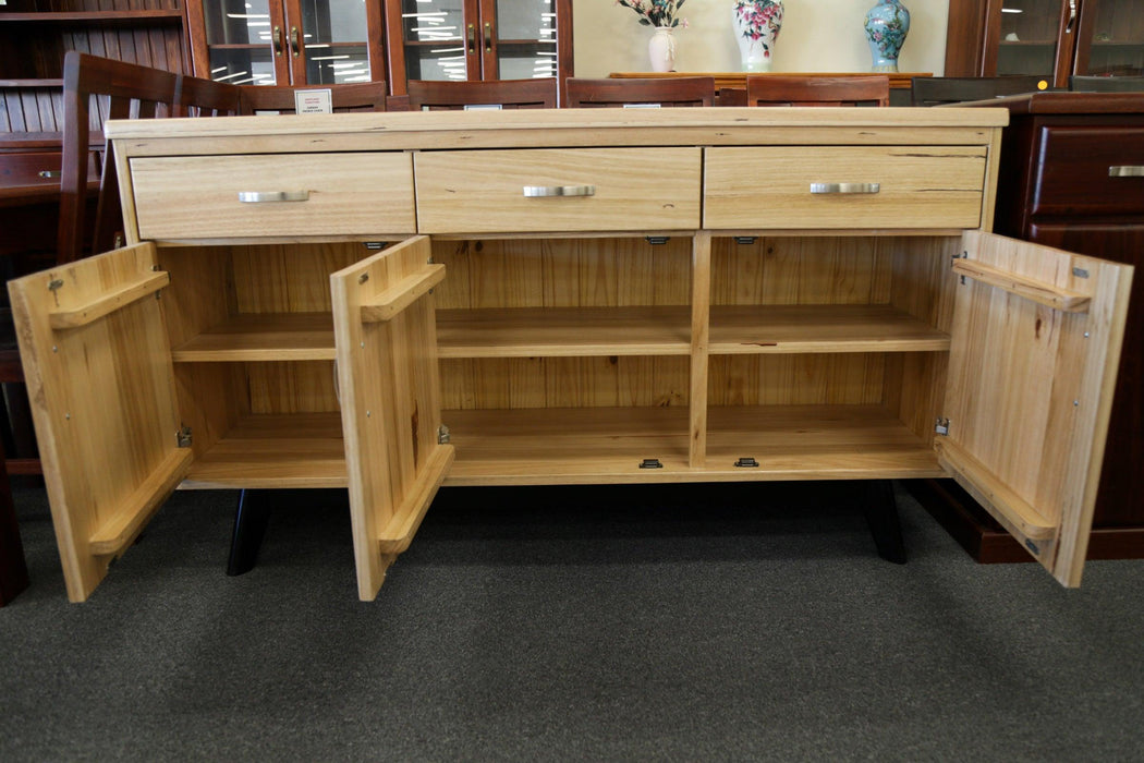 Oak Dampier 3 Dr/3 Drw Buffet - Direct Furniture Warehouse