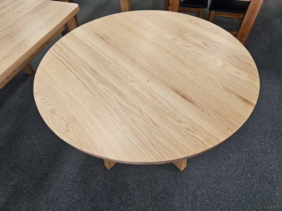 Oak Round Dining Table - Direct Furniture Warehouse