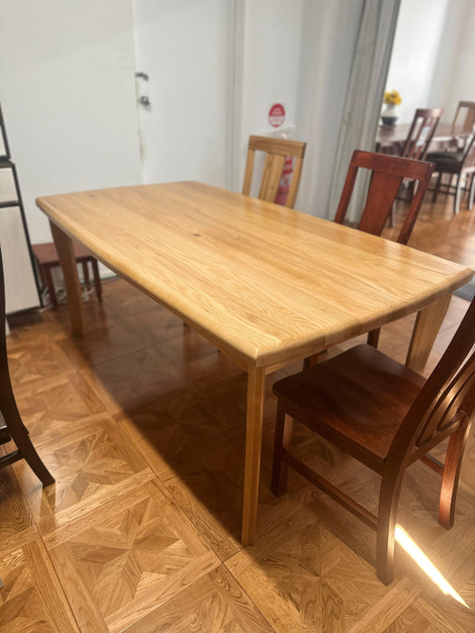 Oak Santros Dining Table - Direct Furniture Warehouse