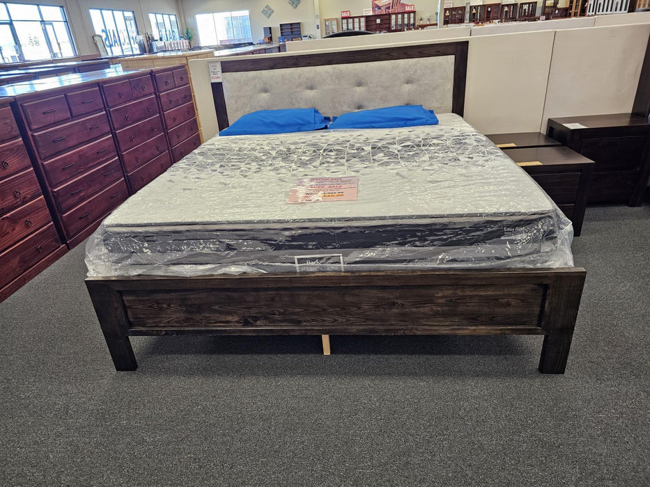 Parkland King Bed (Clearance) - Direct Furniture Warehouse